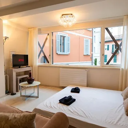 Casa Storica Design E Lusso A Dieci Mt Da تْشيرنوبيو